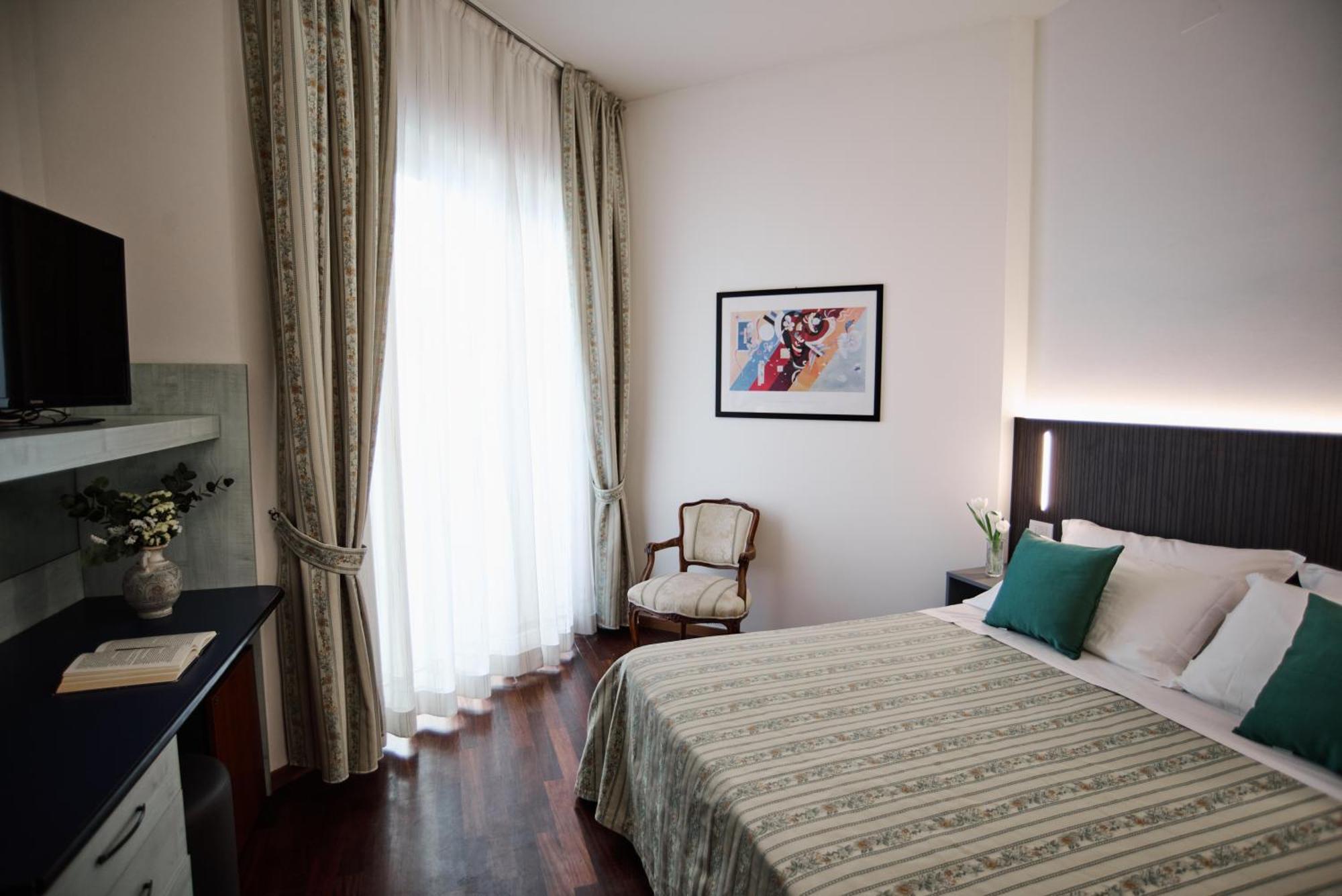 Hotel Negresco Cattolica Eksteriør bilde